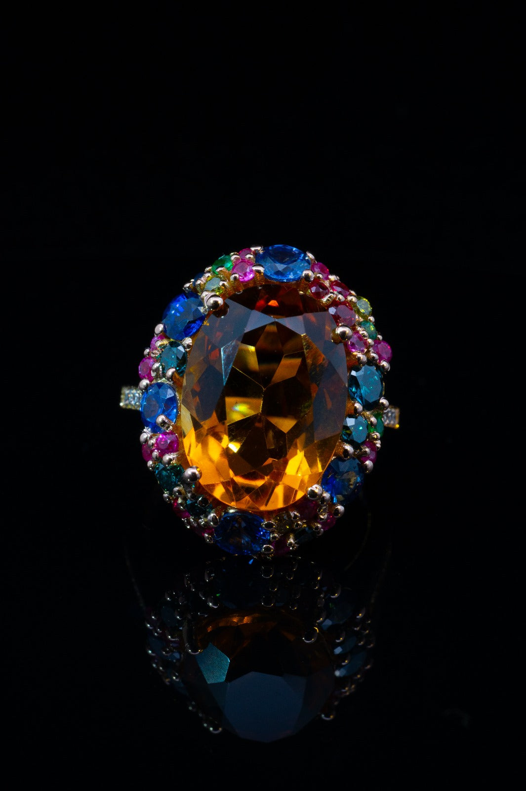 Original Oval - Yellow Blue