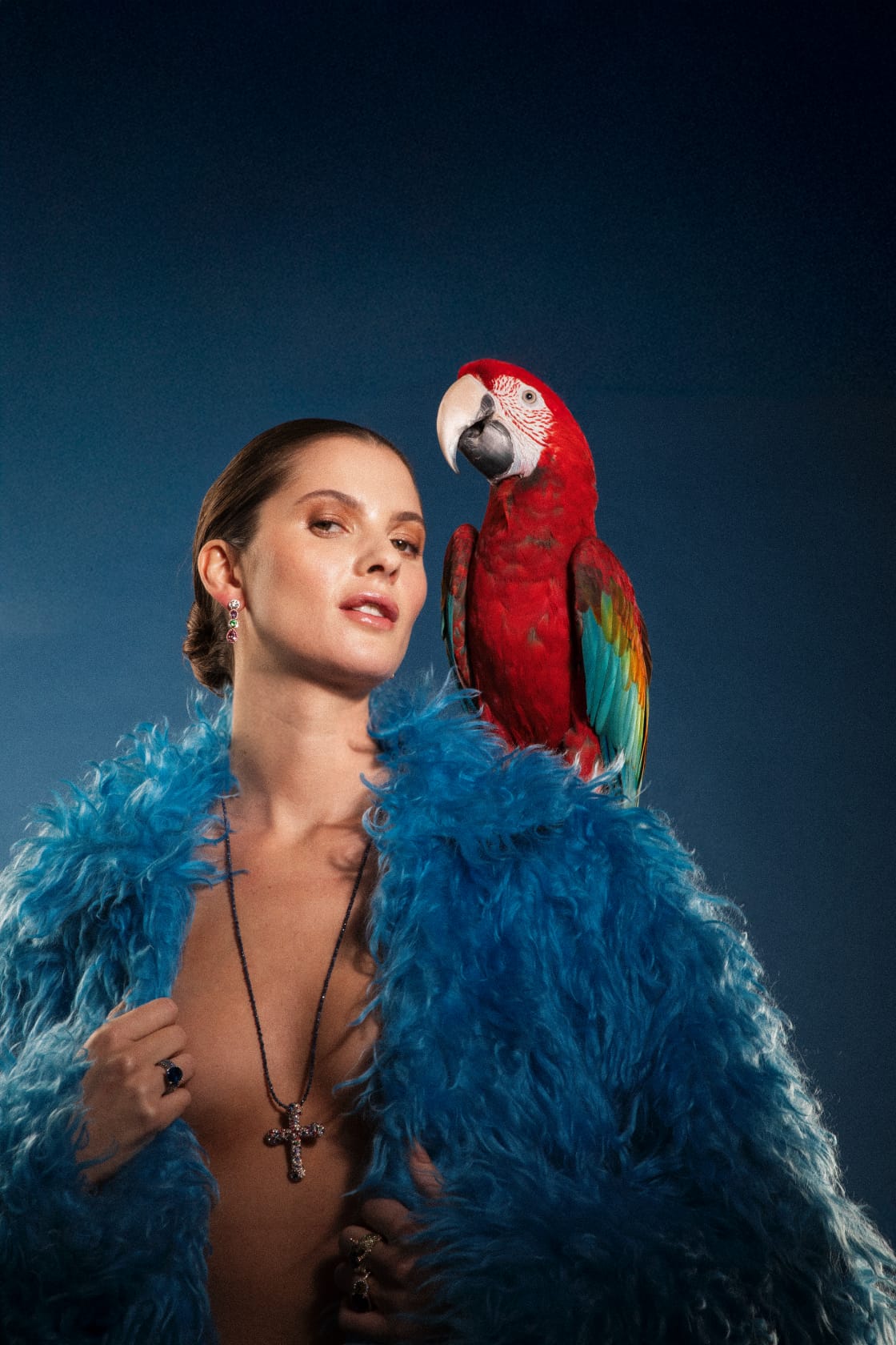 Messiah - 'From the mental to the spirit' - XXL pendant with diamonds.