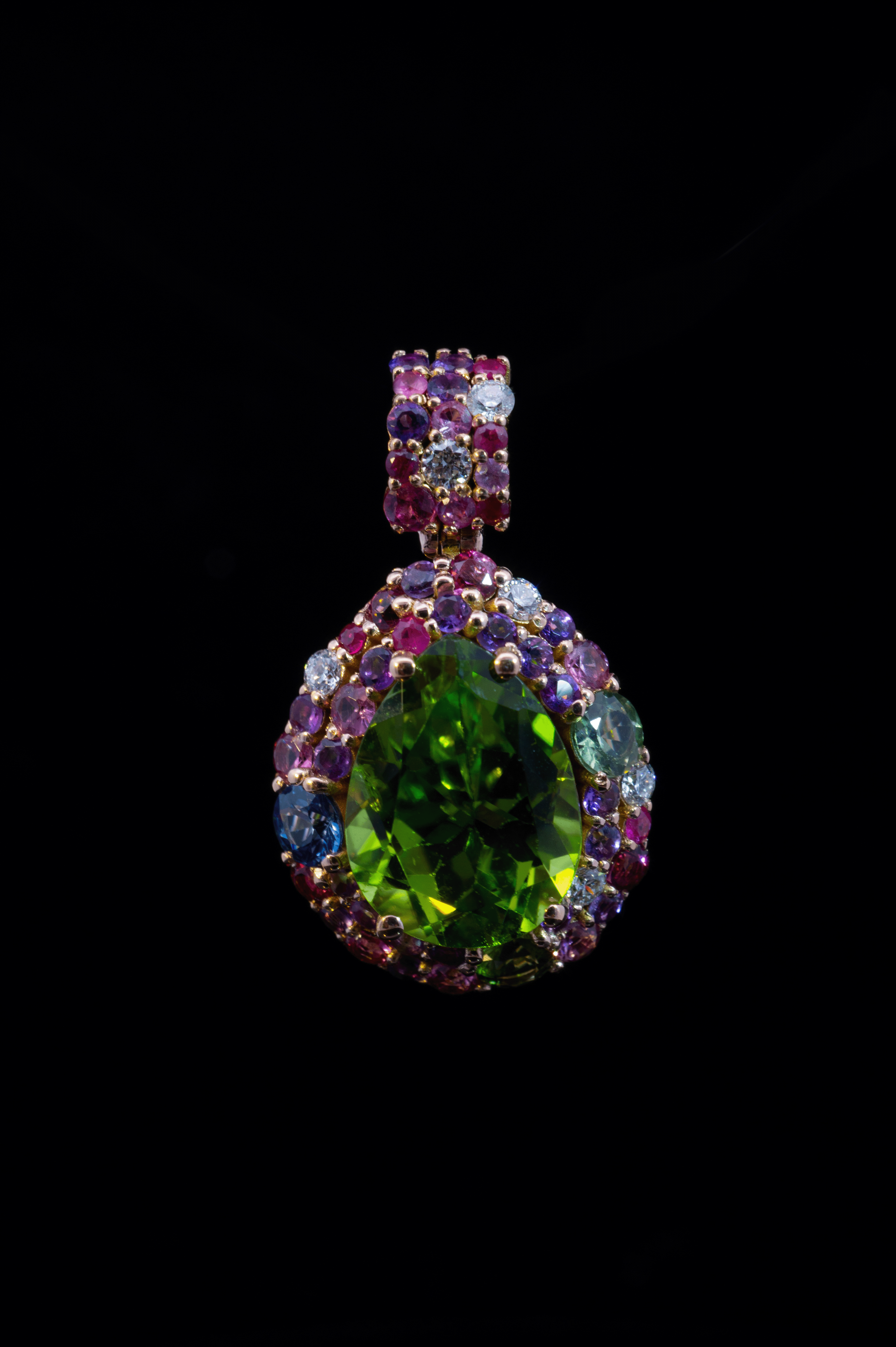 Classic Pear - Green Fuchsia